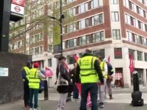 英国1.2万名火车司机举行罢工 仅40%列车运行