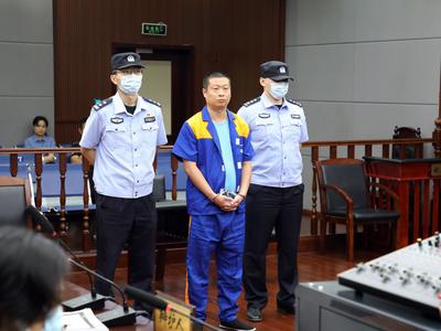 青岛法院集中宣判毒品犯罪案件，其中一名被告人被判死缓   