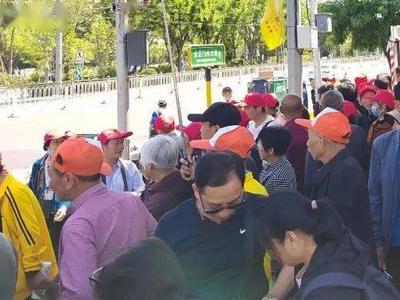 云南一导游暗讽游客不消费？当地通报