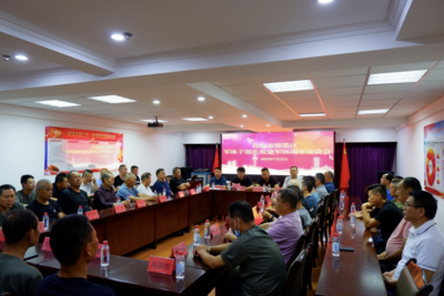 即墨区召开军休干部座谈会暨优秀军休干部表扬会  