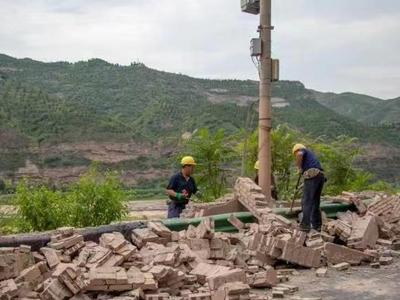 黄河壶口瀑布陕西侧沿线500余米“安全墙”已拆除