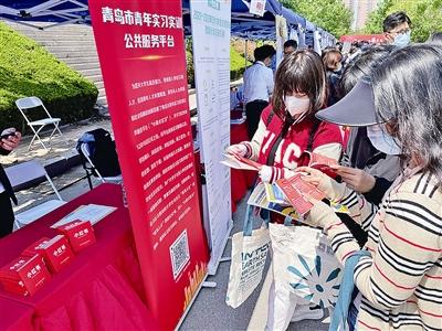 促进高校毕业生就业！我国延续实施一次性扩岗补助政策
