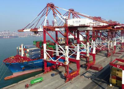 今年上半年我国货物贸易进出口总值20.1万亿元，同比增长2.1%