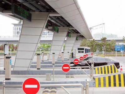停车场日均进场车辆1.32万车次！青岛机场智慧交通体系让旅客暑运顺畅出行