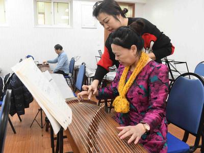 《人民日报》点赞青岛：探索派遣制聘用模式，吸引年轻老师服务老年大学