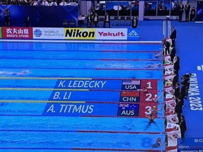李冰洁游泳世锦赛女子800米自由泳银牌