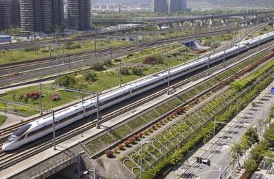 京沪高铁京津线路所故障已排除，列车运行逐步恢复