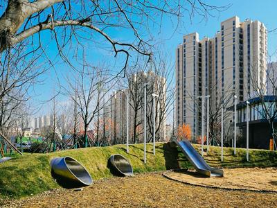 碧桂园：11只境内公司债8月14日起停牌，余额超157亿元