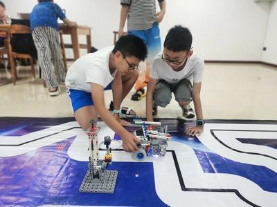 青岛这所小学荣获世界大赛一等奖
