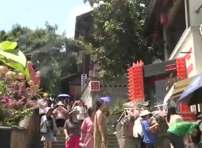 泰山游客量突破600万人次！暑期旅游火爆多地景区客流量高位运行