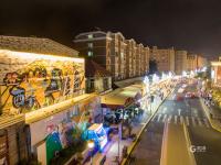 焕新消费场景，青岛啤酒街夜色醉人