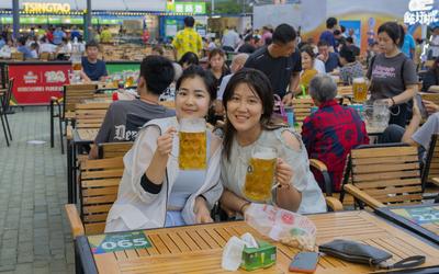 老城化身开放式嘉年华！青岛啤酒节老城会场（上街里）游玩攻略来啦