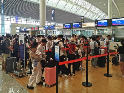 “最火”暑运！东航在青岛运送旅客91.79万人次，较2019年同期提高1.5%