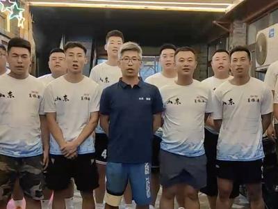 山东聊城乐平铺镇篮球队勇夺“村BA”东北赛区冠军！山东两支篮球队会师全国和美乡村篮球大赛总决赛