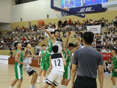 青岛六十七中男篮三次卫冕 