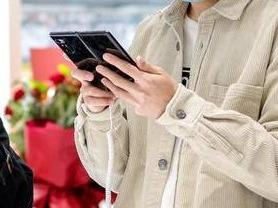 手机被用来偷拍？记者调查偷拍设备售卖改装产业链