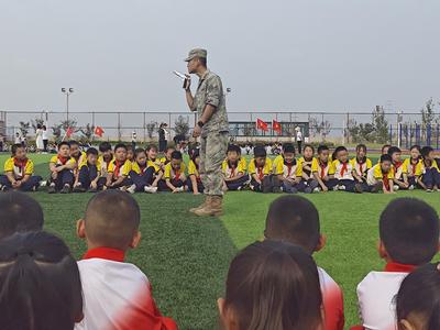 即墨区“全民国防教育月”首场活动举行