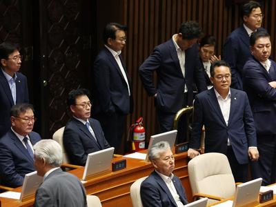 韩国最大在野党共同民主党国会院内领导层集体辞职