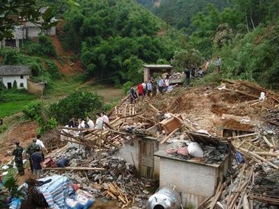 广西玉林发生多起山体滑坡事件，已致7人遇难