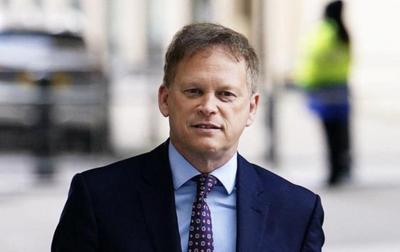 英国宣布将斥资40亿英镑研制核动力攻击潜艇