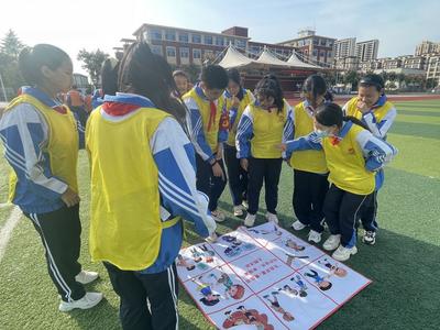 生命关爱——青岛市“呵护成长·幸福家”主题活动进校园宣讲活动举行