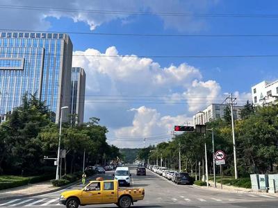 北方局地暖热现象持续，入冬会推迟吗？