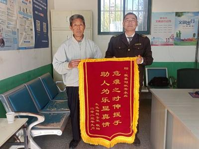 爱老敬老蔚然成风！青岛公交车载监控定格温情瞬间……