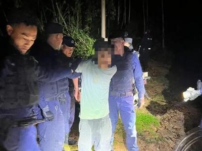 男子杀人后躲进深山19年，养8只恶犬防身！抓捕画面曝光→