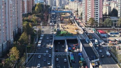 辽阳路快速路工程迎来新进展：北半幅地道主体结构封顶！