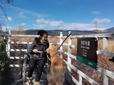 曾被预言“活不到13岁”，脑瘫的她已出版了3部小说