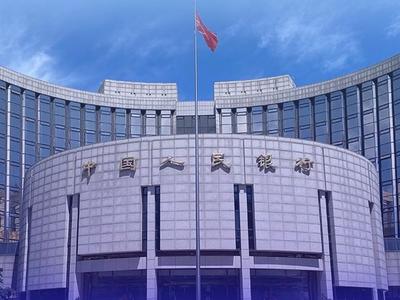 前11个月人民币贷款增加21.58万亿元