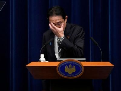 岸田执政举步维艰，“黑金”丑闻冲击日本政坛