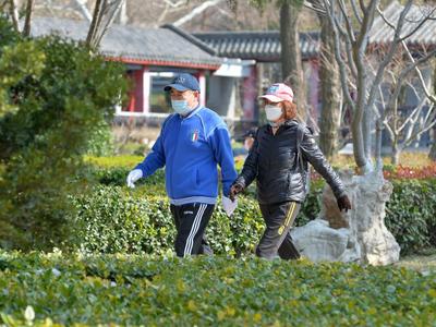 有专家称“不倡导公众长期佩戴口罩”，中疾控回应