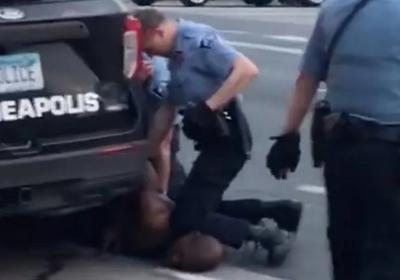 美检察官证实：前警察肖万狱中被刺22刀