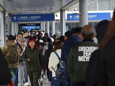 单日突破1.6万辆次！港珠澳大桥珠海公路口岸出入境车辆19次刷新历史纪录