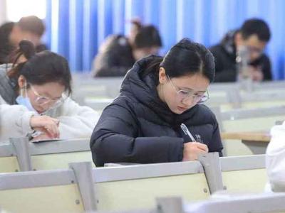 聚焦2024考研，今年“上岸”会更容易吗？