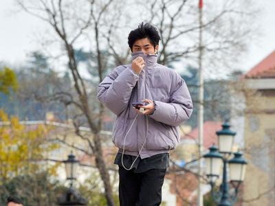 冻到什么程度算“冻伤”？皮肤发红时就要警惕了