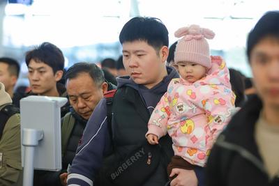 春运过半，全国铁路累计发送旅客2.3亿人次