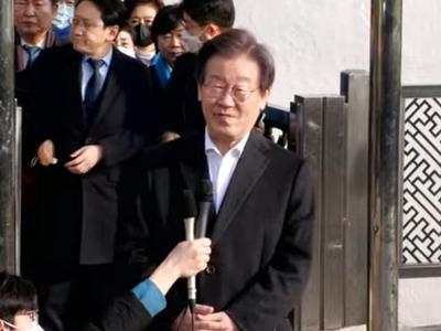 韩国最大在野党共同民主党党首李在明出院