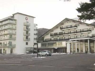 吃了生鱼片，日本福岛一酒店上百人中毒