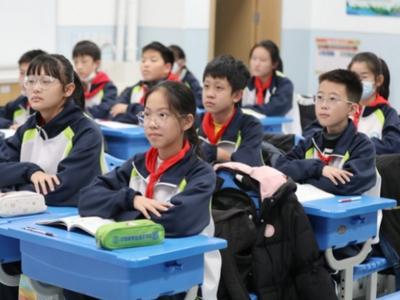 义务教育教学改革实验区缩短学制、取消中考？教育部辟谣