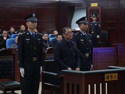 中国田径协会原主席于洪臣一审被控受贿2254万余元，曾任中国足协副主席