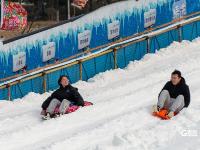 “嗨”翻假日，冰雪项目在青岛受热捧