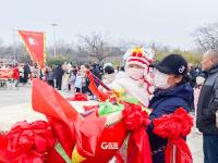 体验民俗闹元宵，这里的市民玩嗨了！