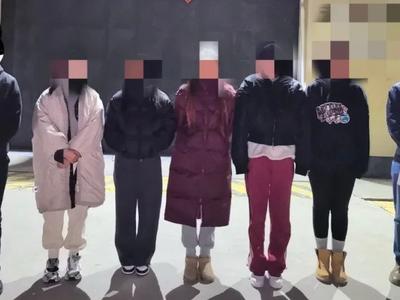 为流量进行低俗直播PK，6名主播被拘！