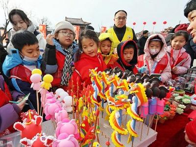 海报观潮丨“回村过大年”，盛邀背后有深情