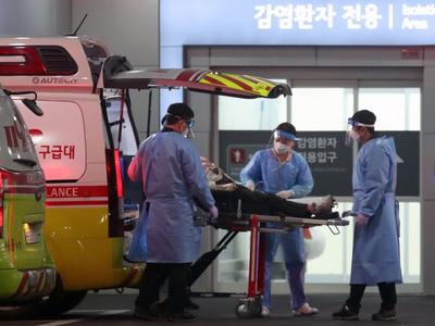 医生“辞职潮”持续蔓延，韩国政府拒绝让步