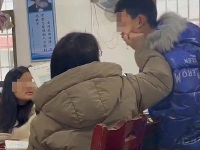 辅导作业时打骂学生，湖南湘乡一教师被停职