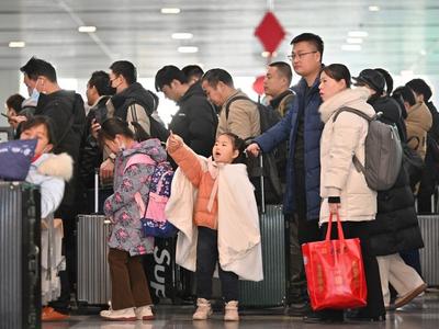 全国铁路旅客发送量连续4天超1500万人次