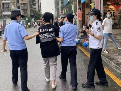 “好卡啊！”辅警用“演技”拖延时间，成功抓获一名网络在逃人员……